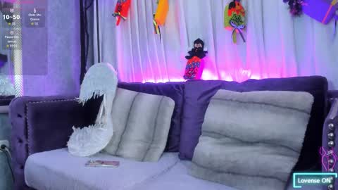 Alice online show from October 23, 7:53 pm