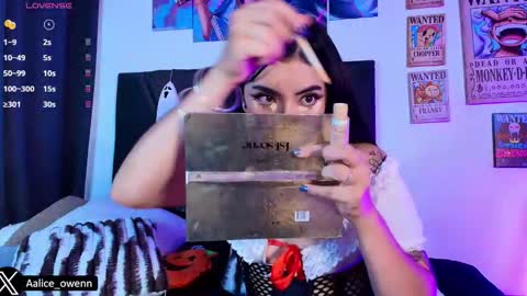 Alice online show from October 25, 10:38 pm