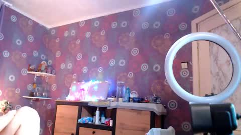 alicewetsquirt online show from February 13, 11:50 pm