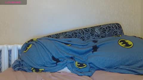 AliceWoolfy online show from September 18, 8:40 pm