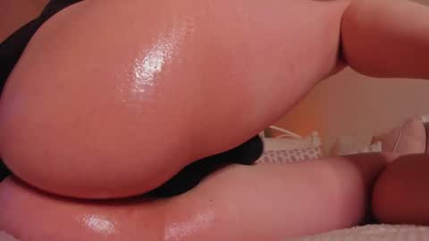 from wonderland online show from February 3, 4:41 pm