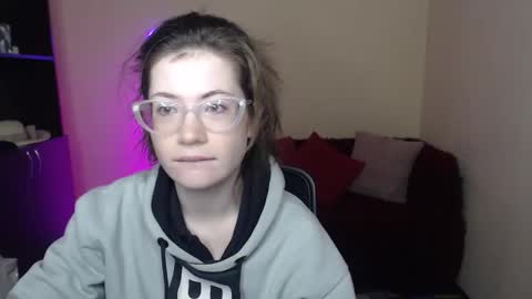 Alicia online show from February 9, 6:22 am