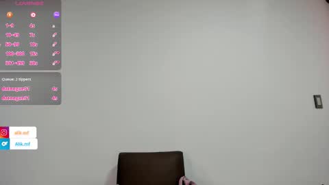 aliciakozlov online show from September 15, 6:26 pm