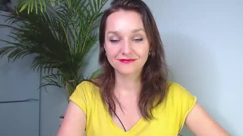 Alicia online show from December 9, 4:05 pm