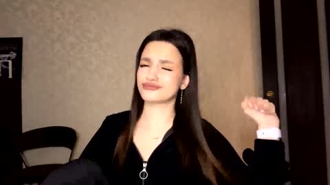 Niki online show from March 22, 3:18 pm