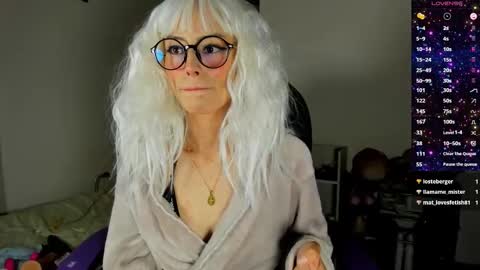 Aiko  Independent Model  online show from September 14, 11:57 pm