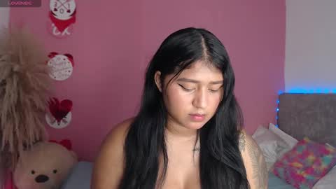 lili online show from February 18, 5:50 am