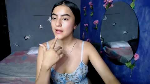 Alis jines   online show from September 13, 6:38 pm