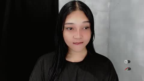 Shanti xhey online show from November 9, 2:13 pm