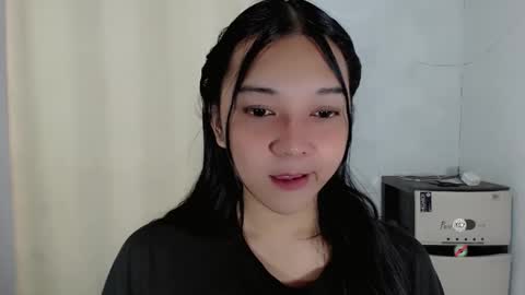 Shanti xhey online show from December 18, 9:52 pm