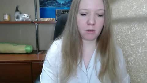 alisha_xi online show from January 9, 5:06 pm