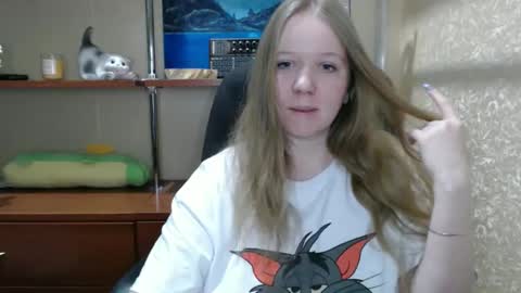 alisha_xi online show from January 16, 6:59 pm