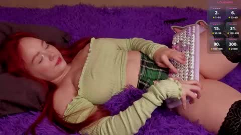 Alisha online show from December 3, 3:25 pm