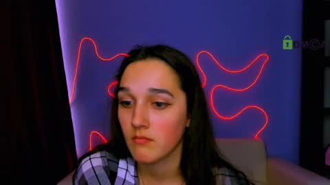 Alisha online show from June 2, 1:12 pm