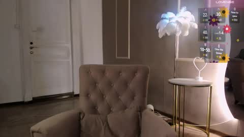 Alisia online show from September 28, 10:09 am