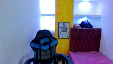 ALISON MOON online show from October 20, 11:24 am