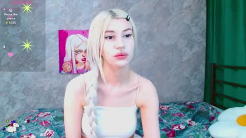 Alison online show from April 18, 7:07 pm