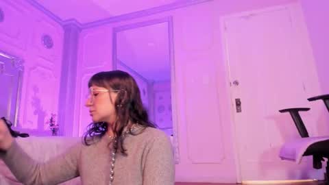 Alison Fishert online show from December 2, 12:40 pm