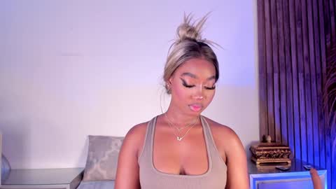 Alison Moon  online show from January 21, 10:19 am