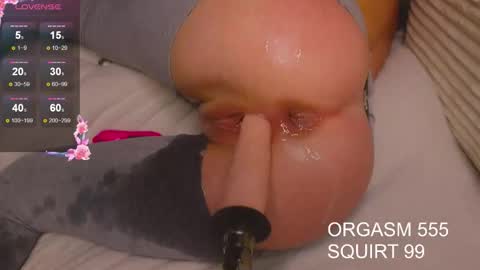 alissaaasex online show from October 28, 8:20 am