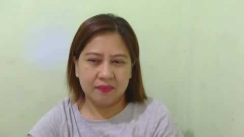 alissalove18 online show from January 28, 8:14 am