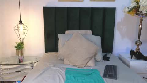 AlissaNix online show from October 3, 1:33 am