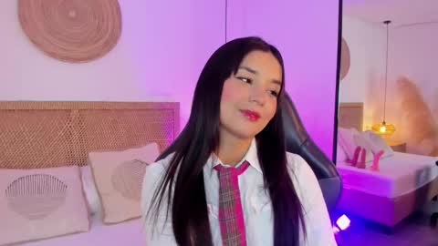 alisson_girl_ online show from February 4, 7:17 pm