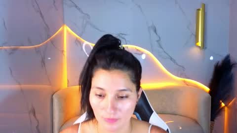 alisson_tx_ online show from April 12, 7:55 am