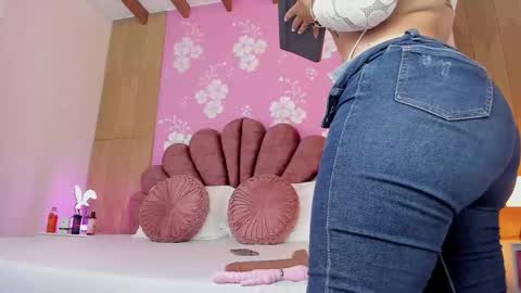 alissonpeach01 online show from October 16, 2:41 pm