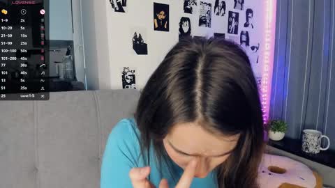 Alivia online show from November 2, 10:18 am