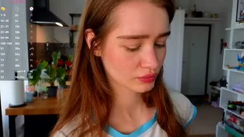 Alivia    online show from June 19, 10:41 am