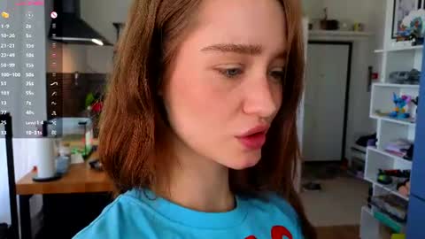 Alivia    online show from June 26, 8:26 am