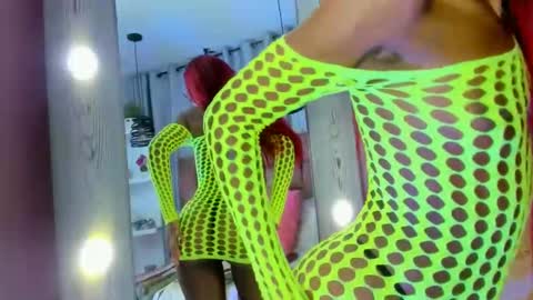 alix noa online show from November 7, 8:14 pm