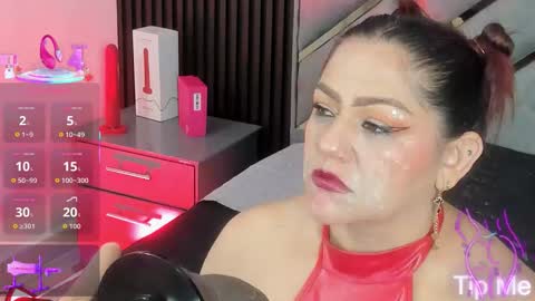 Aliyahs stone online show from December 5, 1:12 pm