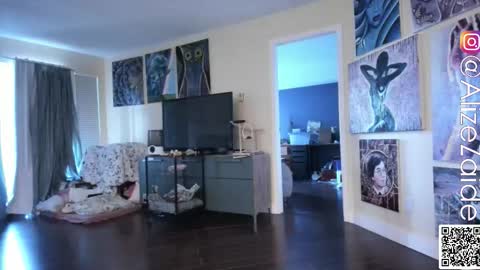 Alize Zaide online show from November 19, 9:26 pm