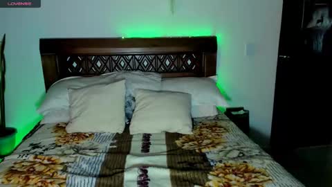 Andrea..... online show from November 11, 11:35 pm