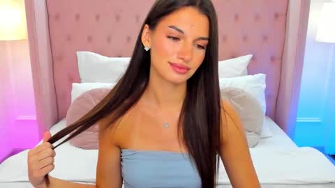 Lexi online show from September 9, 5:18 am