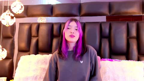 Allicia online show from January 28, 8:15 pm