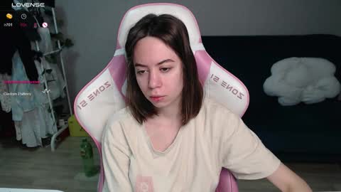 alice online show from March 22, 11:44 pm