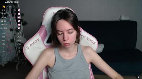 alice online show from November 6, 1:44 am