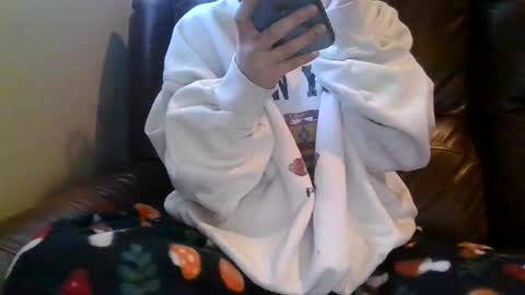 alliebearx online show from November 24, 11:07 pm