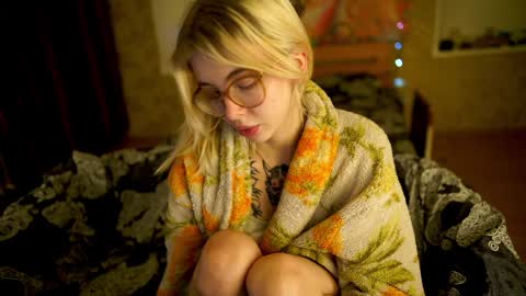 Allison online show from January 24, 10:51 pm