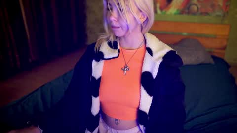 Allison online show from September 25, 10:18 pm