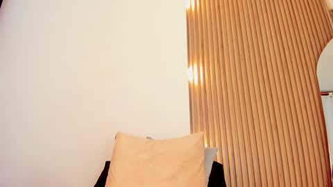 allison_fosther online show from November 13, 5:39 am