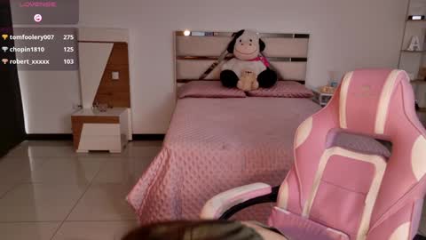 Allison Palmer online show from October 15, 2:08 pm