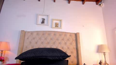 allisson online show from December 17, 12:42 pm