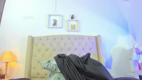 allisson online show from February 18, 12:06 pm