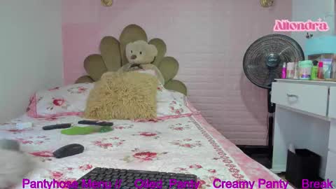 allondra online show from October 10, 9:52 pm