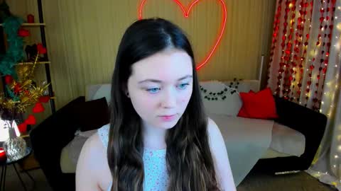 alluringeyess online show from March 10, 6:12 pm