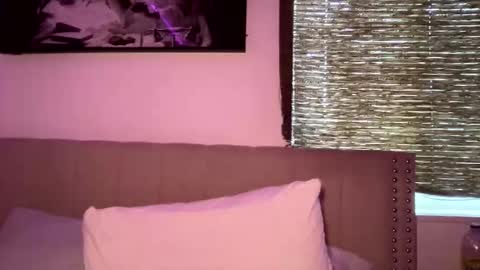 allyanalangel online show from April 16, 8:41 pm